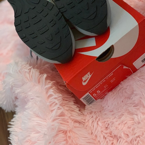 97 Air max - Picture 3 of 3
